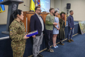 Для курсантів Київського інституту НГУ відбувся допрем’єрний показ фільму «Втомлені» та зустріч із його творцями й героями