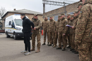 Курсанти КІНГУ відпрацювали дії варт у складних ситуаціях