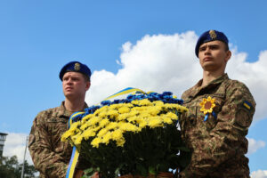 Курсанти КІ НГУ вшанували пам’ять загиблих захисників і захисниць України